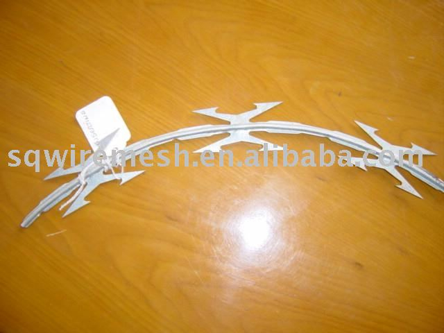 Razor tape Barbed wire/razor barbed wire mesh