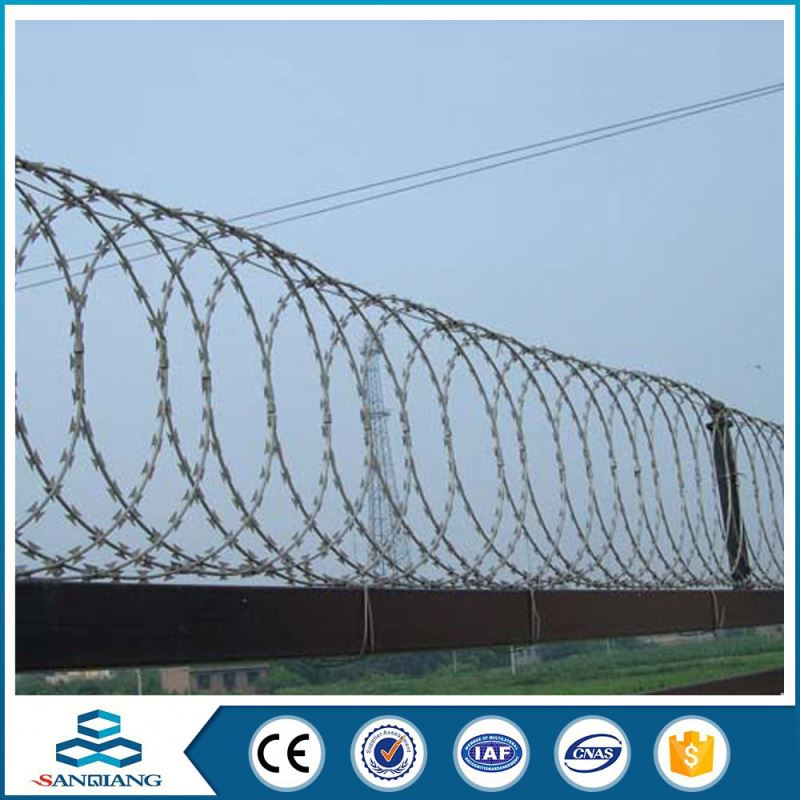 cheap double twist steel military concertina galvanized barbed wire made in china