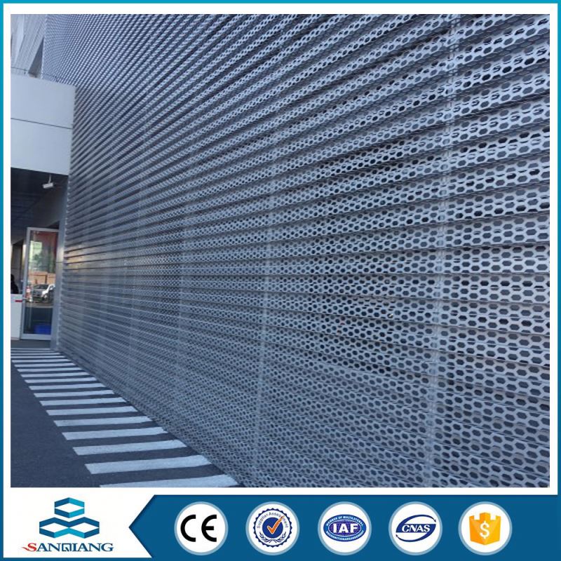 iso design pvc coated galvanized perforated metal mesh sheet