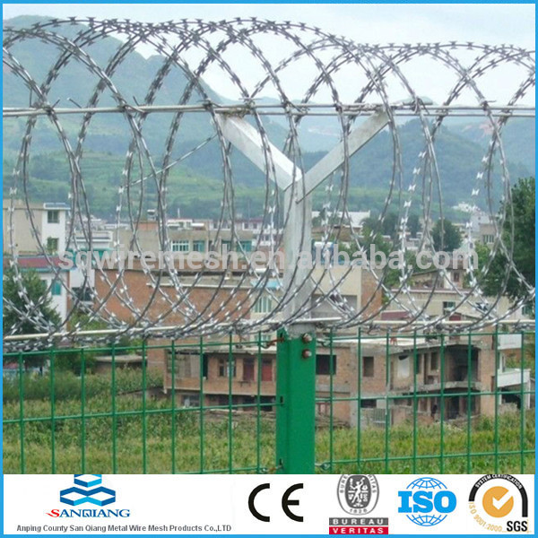 hot-dip zinc plating barbed wire fence(Anping)