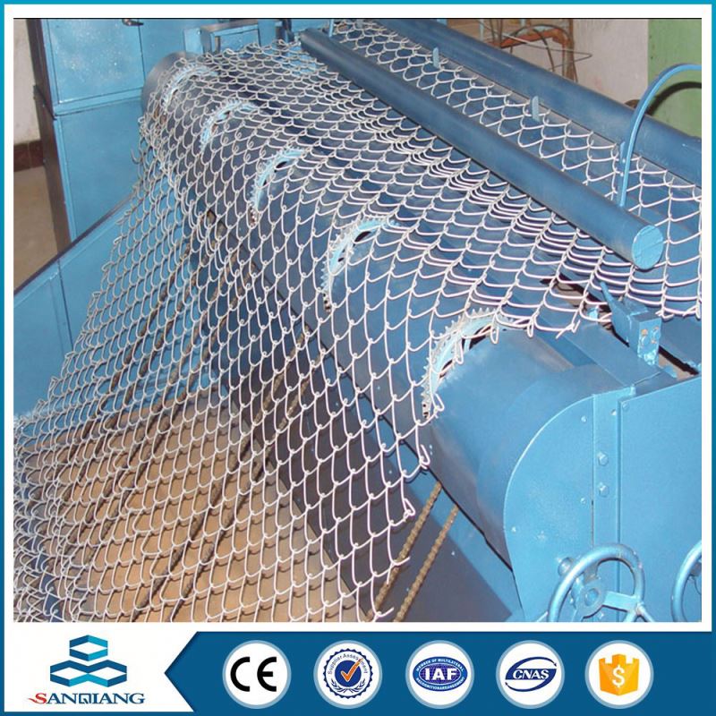 2016 hot sale football chain link fence